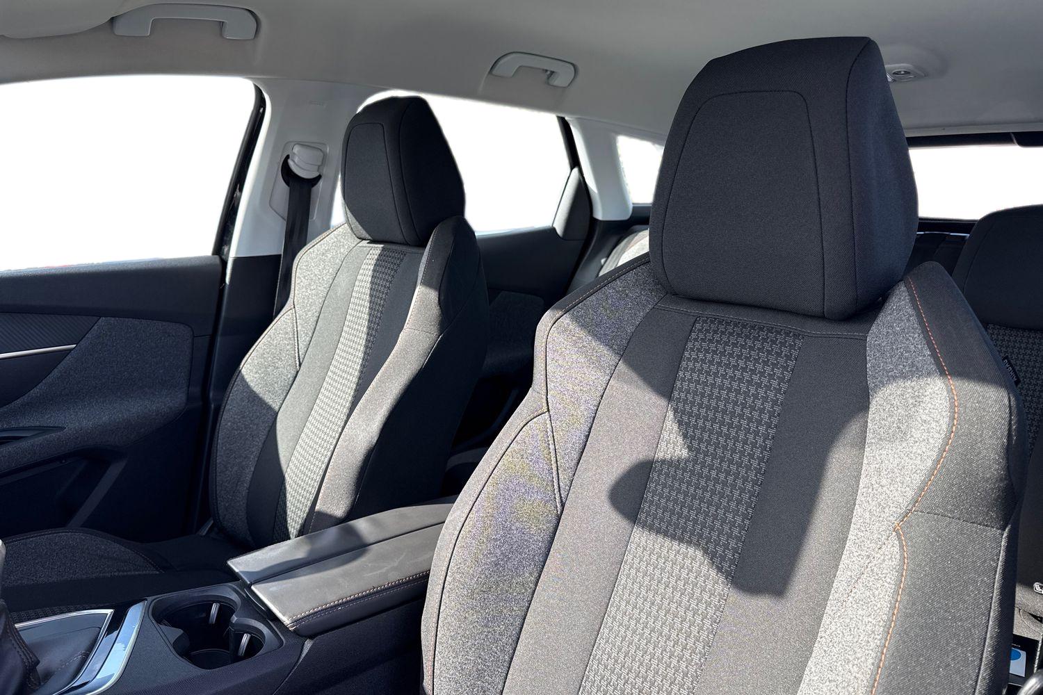 Used Peugeot 3008 2018 for sale - 77733777: Photo 16