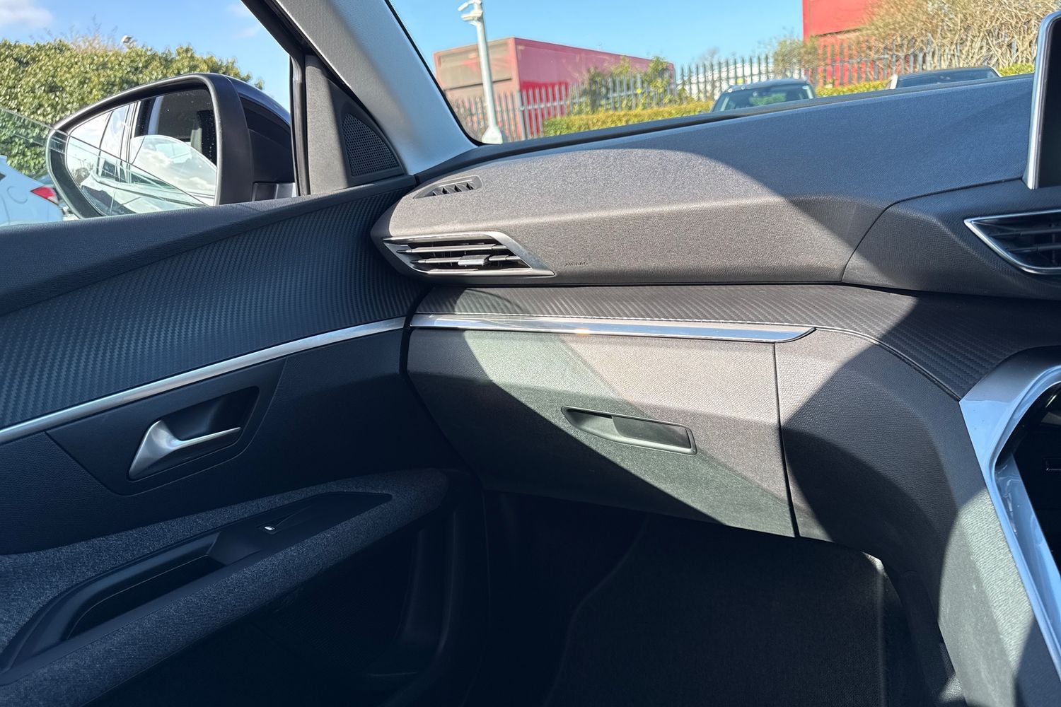 Used Peugeot 3008 2018 for sale - 77733777: Photo 20