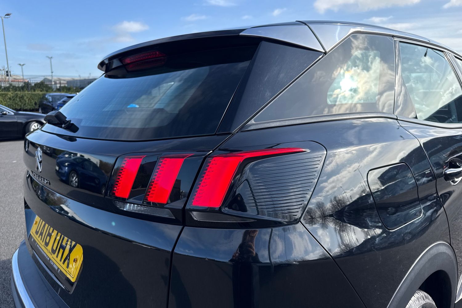 Used Peugeot 3008 2018 for sale - 77733777: Photo 32