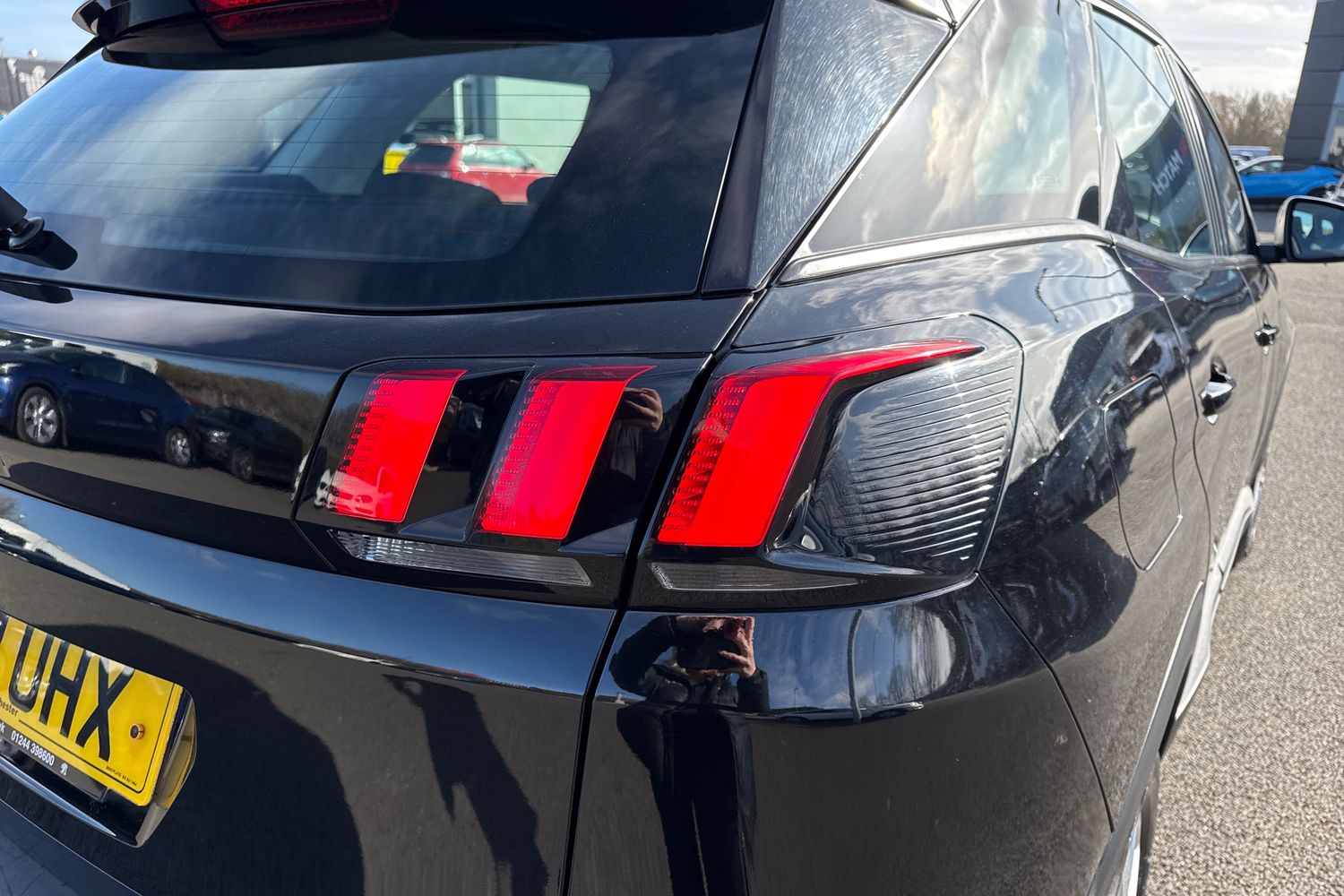 Used Peugeot 3008 2018 for sale - 77733777: Photo 8