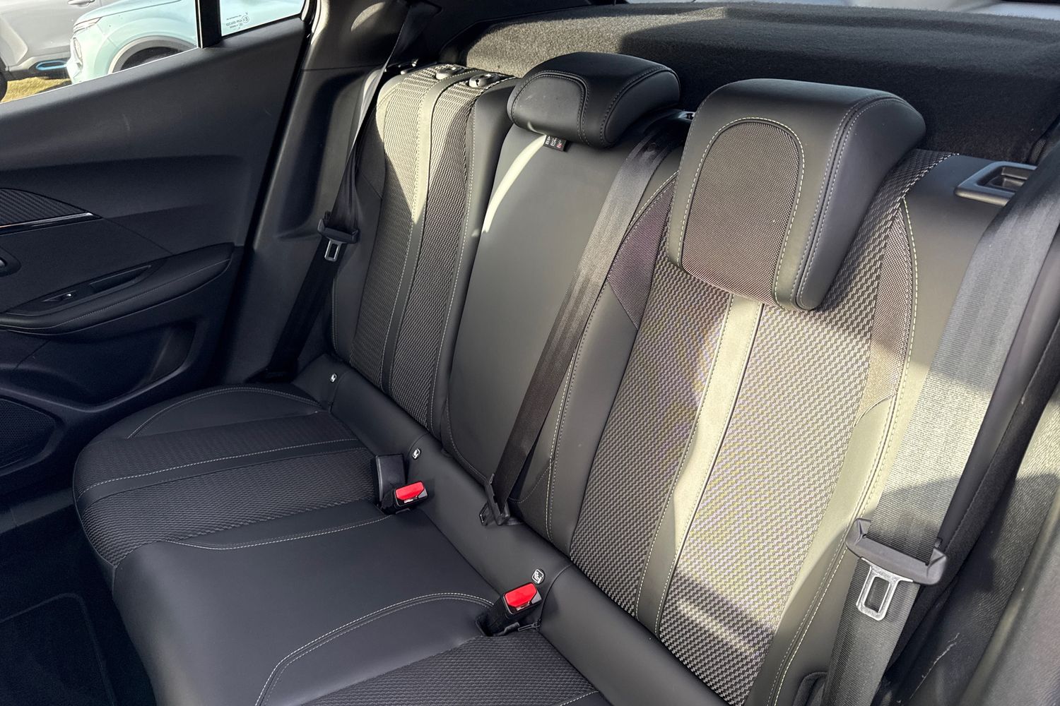 Used Peugeot 2008 2024 for sale - 76863234: Photo 14