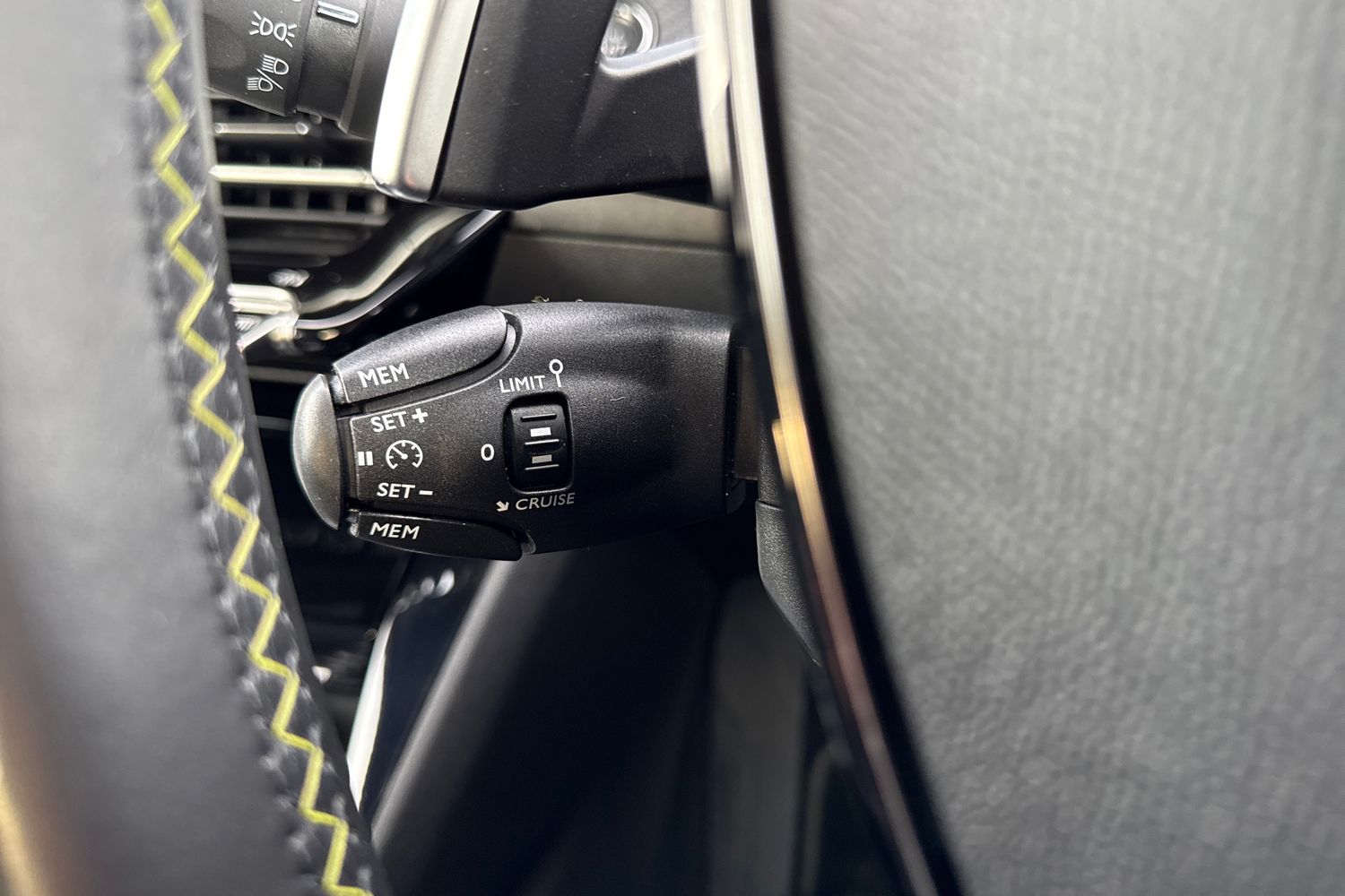 Used Peugeot 2008 2024 for sale - 76863234: Photo 41