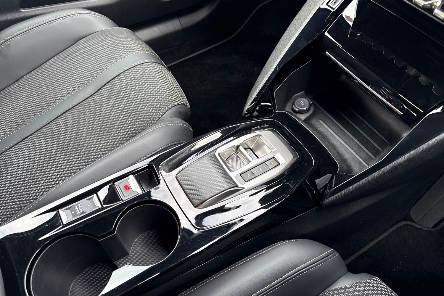 Used Peugeot 2008 2024 for sale - 76863234: Photo 57