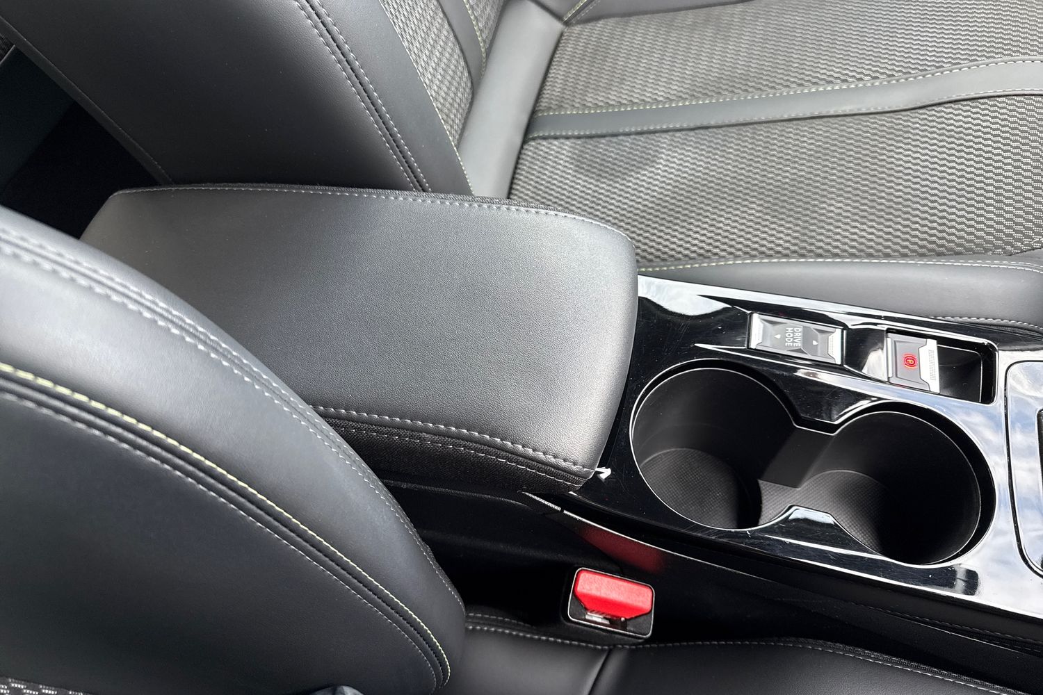 Used Peugeot 2008 2024 for sale - 76863234: Photo 58