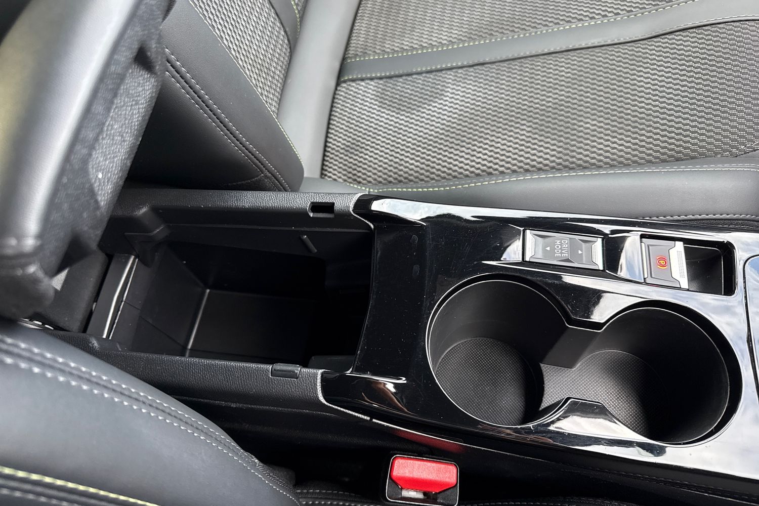 Used Peugeot 2008 2024 for sale - 76863234: Photo 59