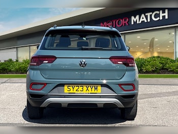 Used Volkswagen T-Roc 2023 for sale - 79547223: Photo