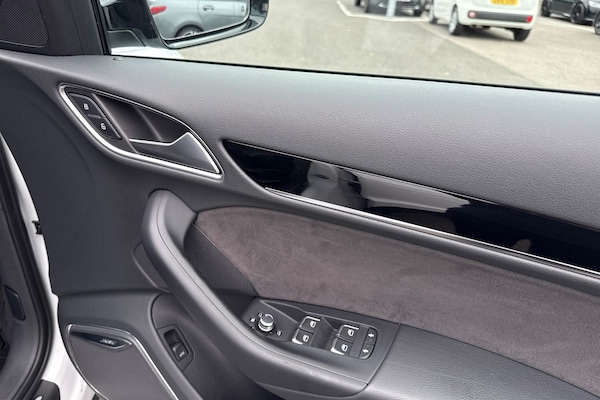 Used Audi Q3 2017 for sale - 76304842: Photo 20