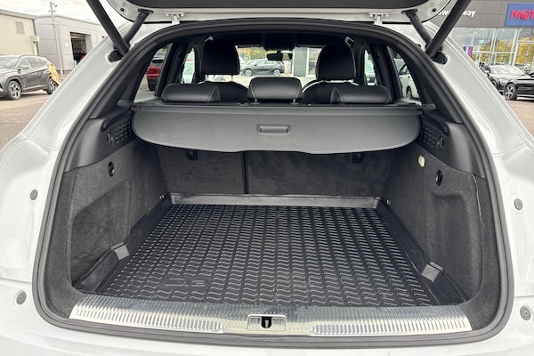 Used Audi Q3 2017 for sale - 76304842: Photo 6