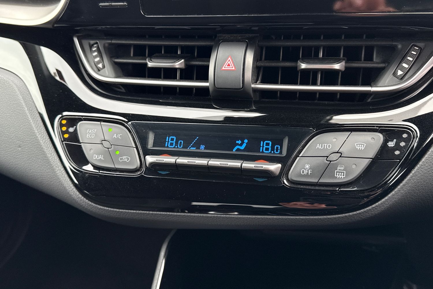 Used Toyota C-HR 2018 for sale - 77649471: Photo 22