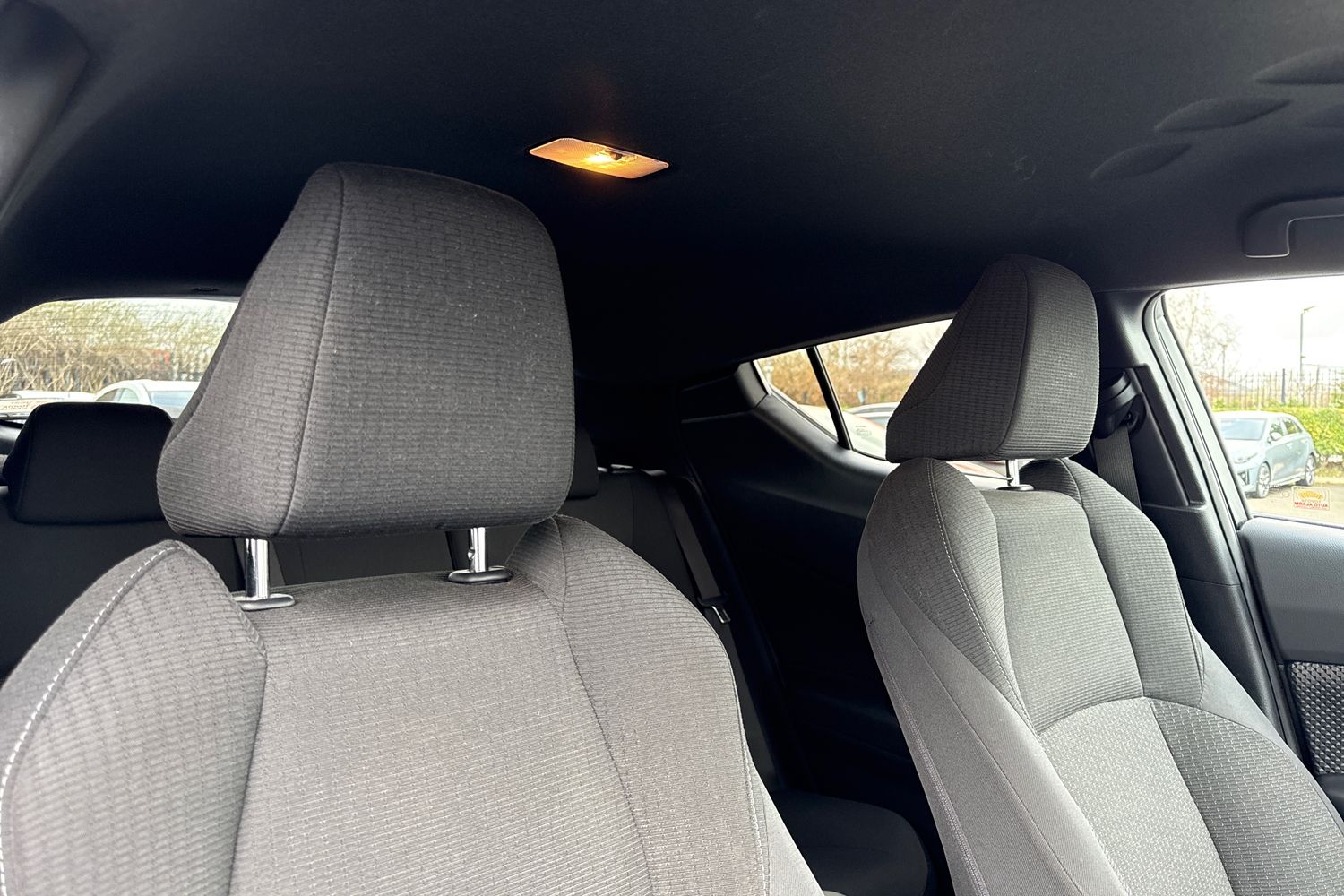 Used Toyota C-HR 2018 for sale - 77649471: Photo 24