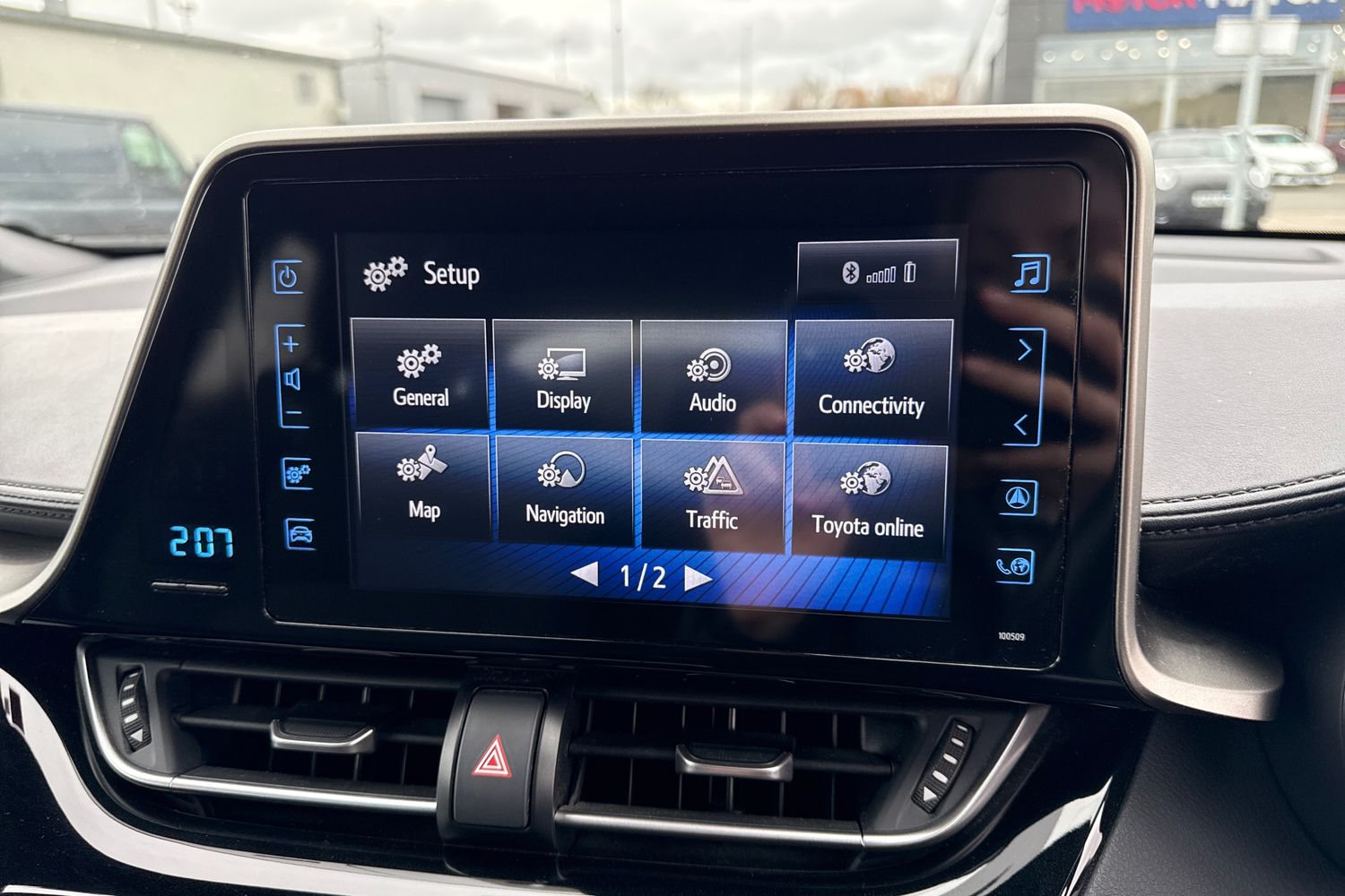 Used Toyota C-HR 2018 for sale - 77649471: Photo 54