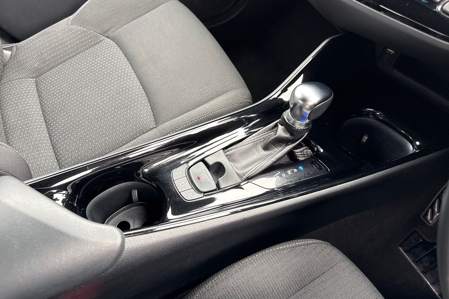 Used Toyota C-HR 2018 for sale - 77649471: Photo 59