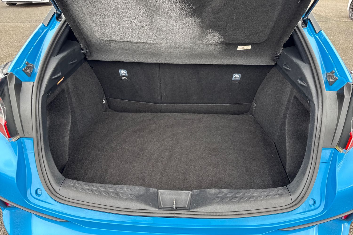 Used Toyota C-HR 2018 for sale - 77649471: Photo 7