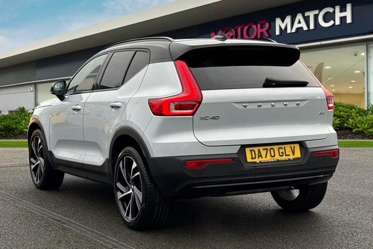 Used Volvo XC40 2020 for sale - 77220048: Photo 2