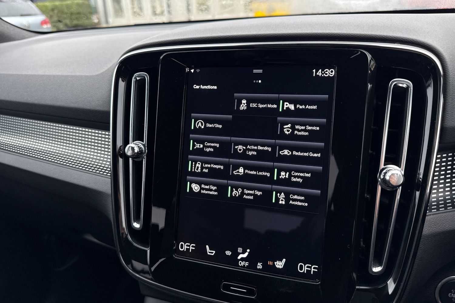 Used Volvo XC40 2020 for sale - 77220048: Photo 45