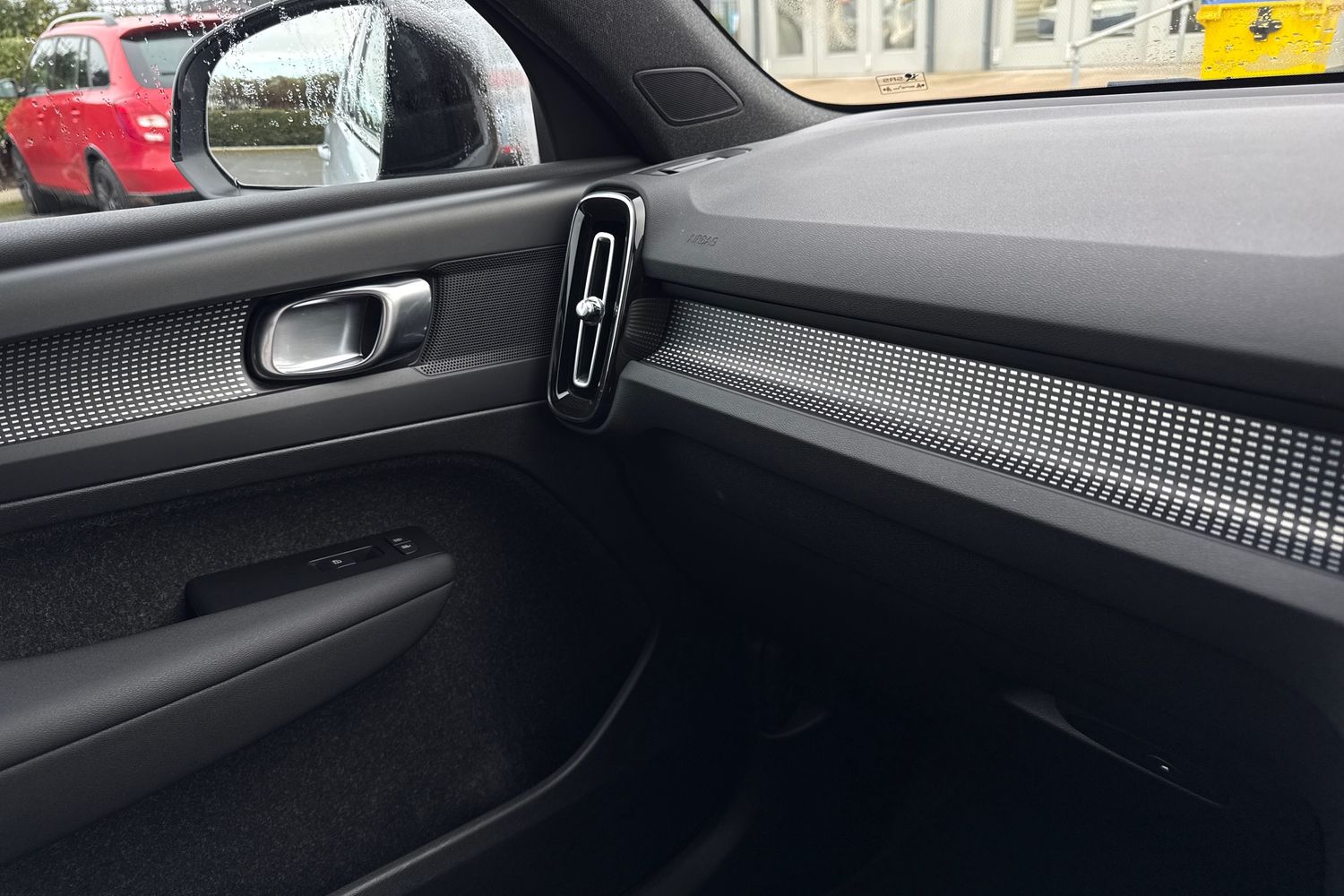 Used Volvo XC40 2020 for sale - 77220048: Photo 57