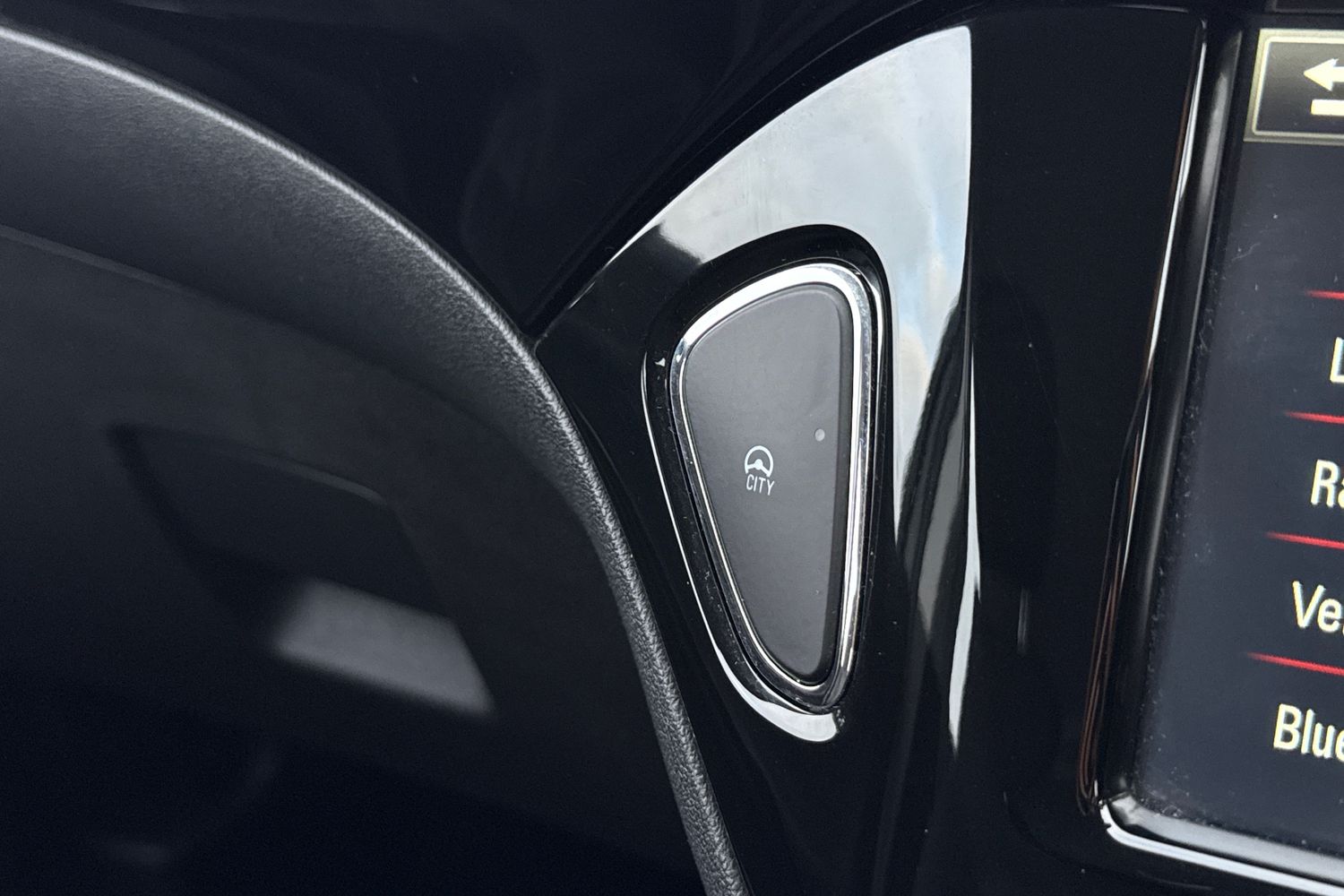 Used Vauxhall Corsa 2017 for sale - 77026485: Photo 47