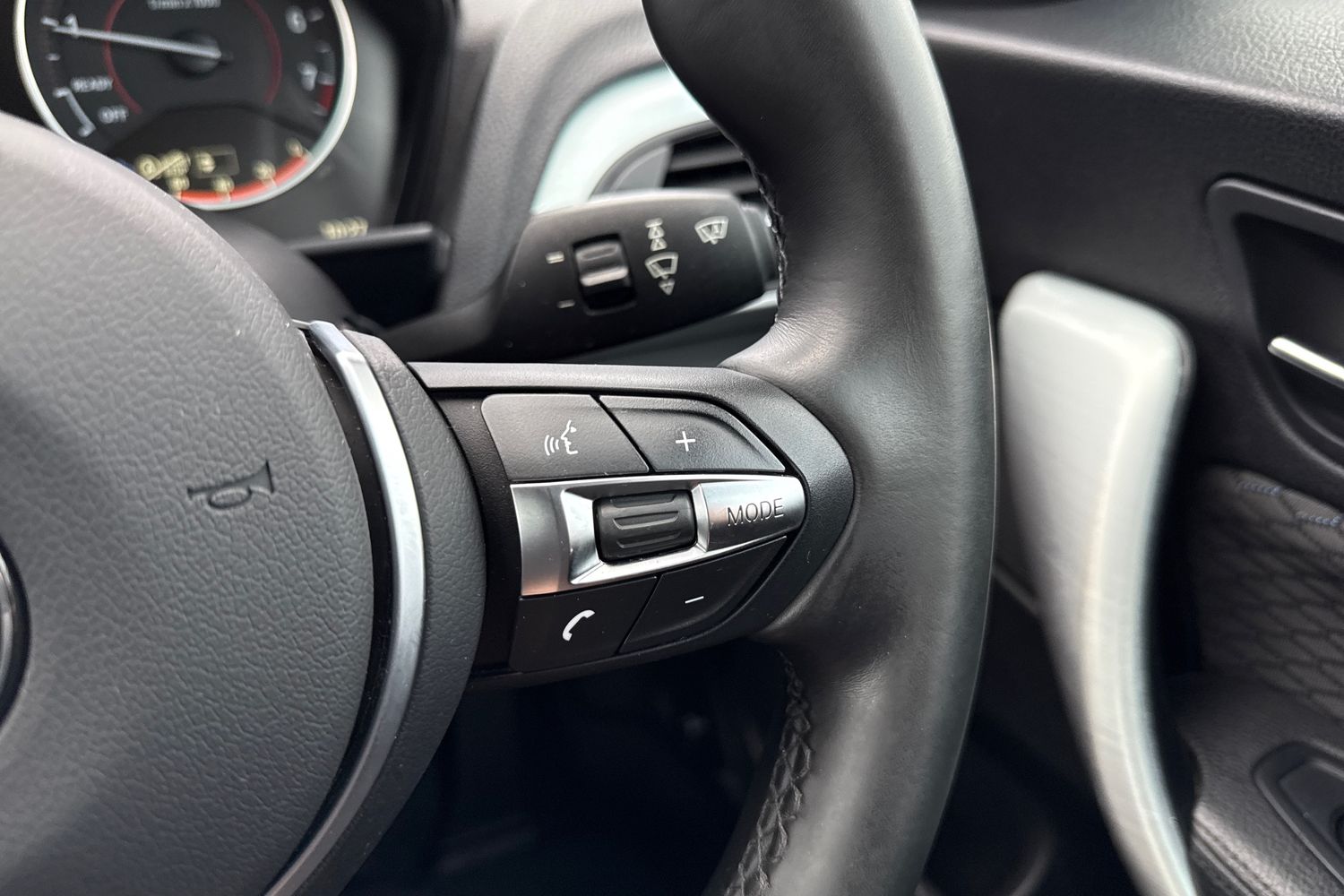 Used BMW 2 Series 2016 for sale - 77368632: Photo 37