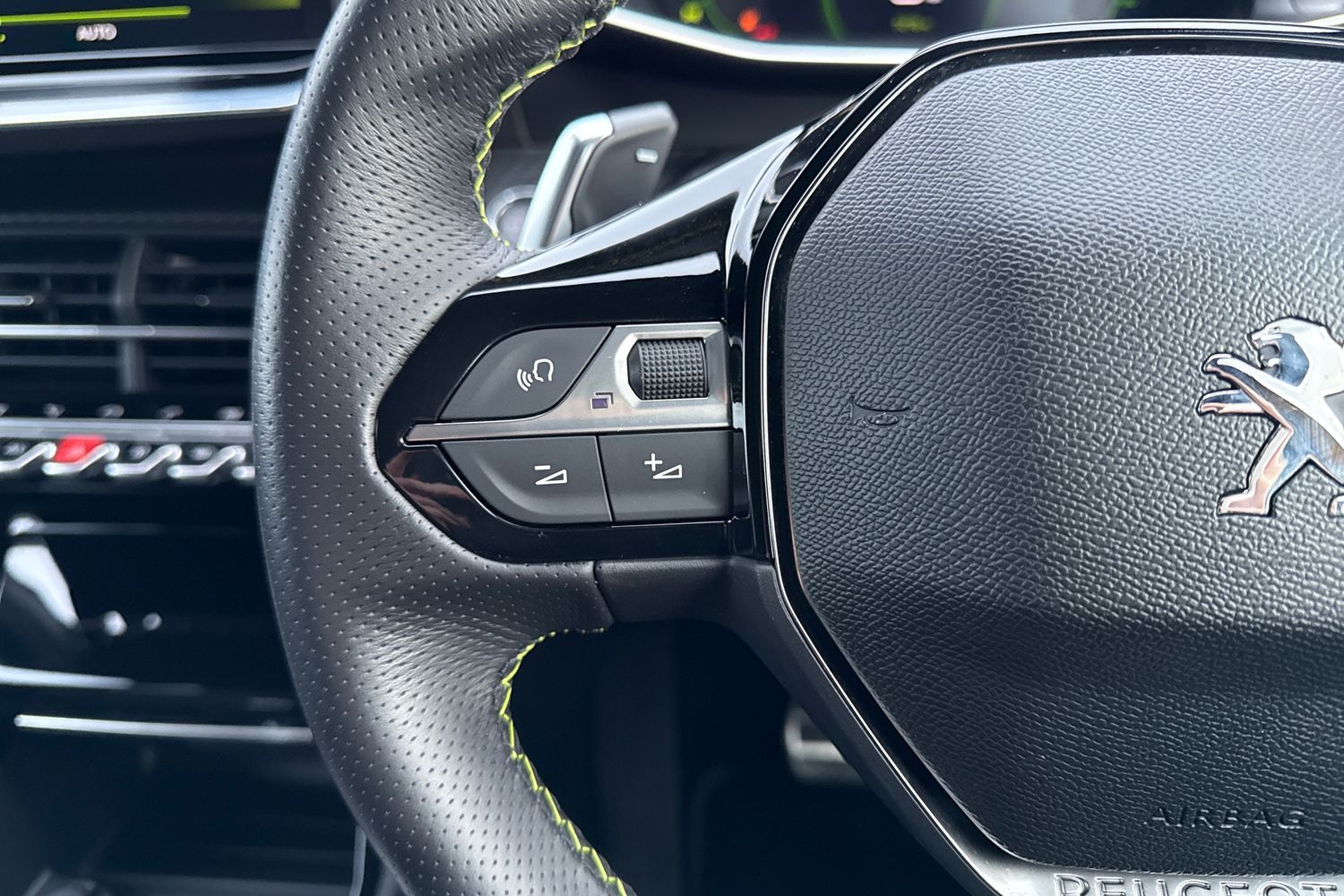 Used Peugeot 208 2020 for sale - 77123772: Photo 38