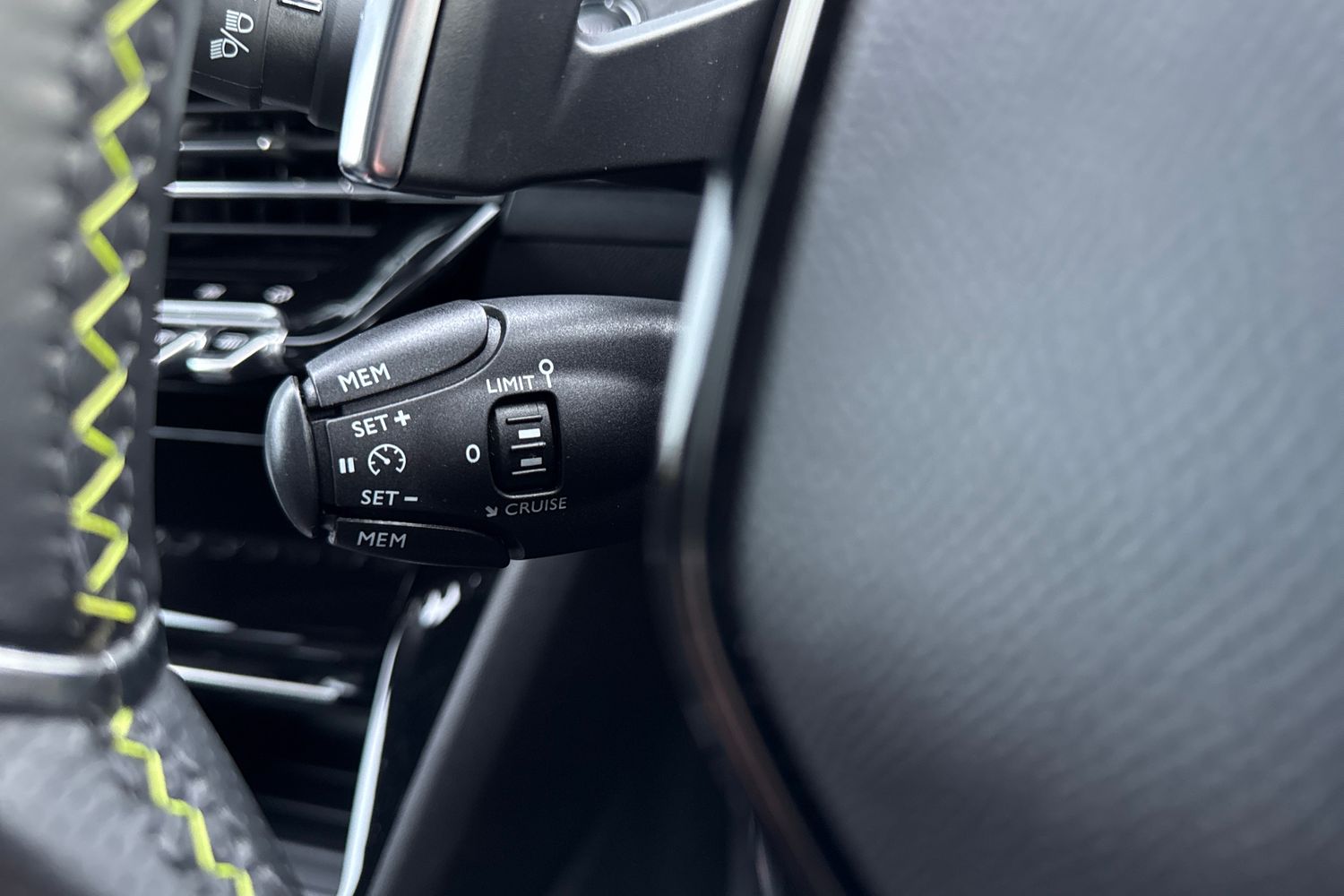 Used Peugeot 208 2020 for sale - 77123772: Photo 40