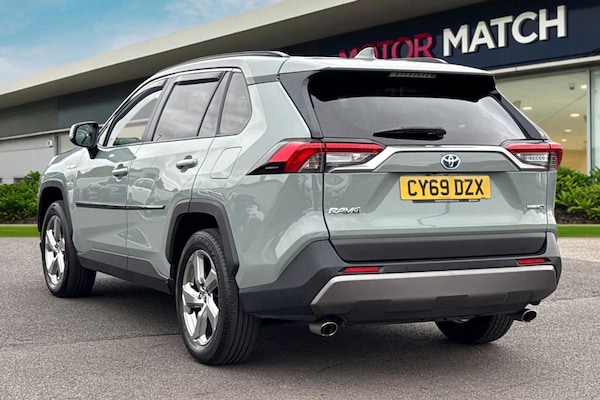 Used Toyota RAV4 2020 for sale - 76219932: Photo 2
