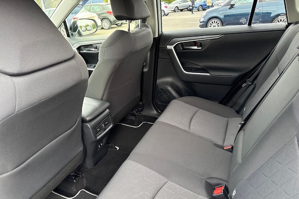 Used Toyota RAV4 2020 for sale - 76219932: Photo 37