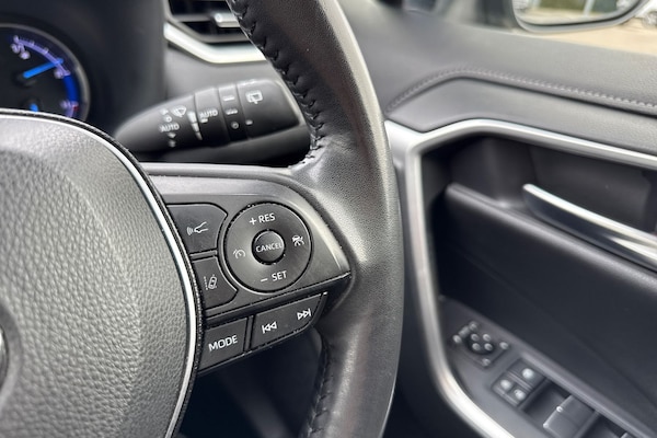 Used Toyota RAV4 2020 for sale - 76219932: Photo 40