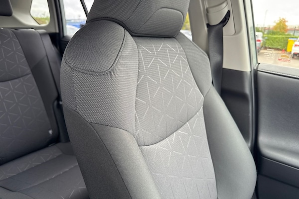 Used Toyota RAV4 2020 for sale - 76219932: Photo 57