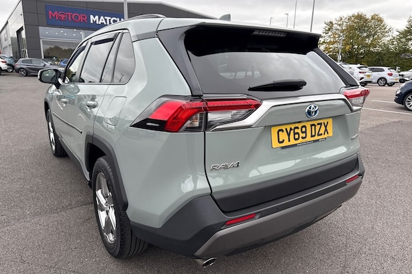 Used Toyota RAV4 2020 for sale - 76219932: Photo 8