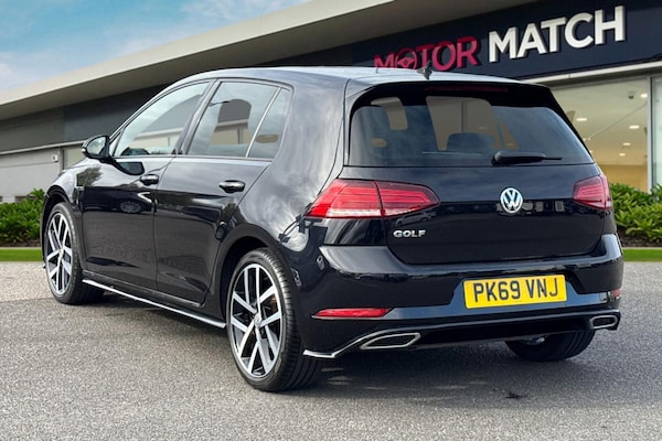 Used Volkswagen Golf 2019 for sale - 76182075: Photo 2
