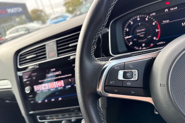 Used Volkswagen Golf 2019 for sale - 76182075: Photo 37