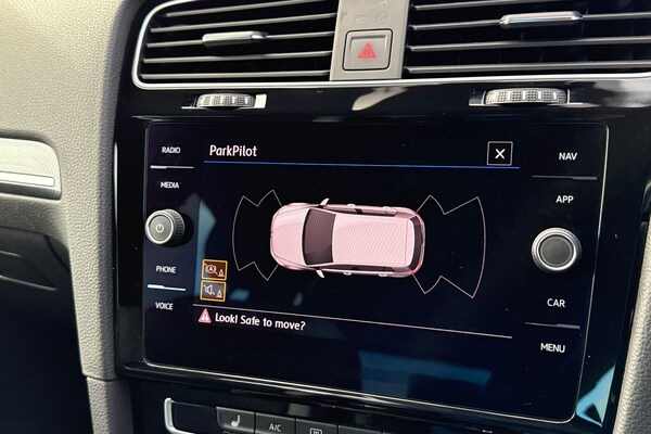 Used Volkswagen Golf 2019 for sale - 76182075: Photo 53