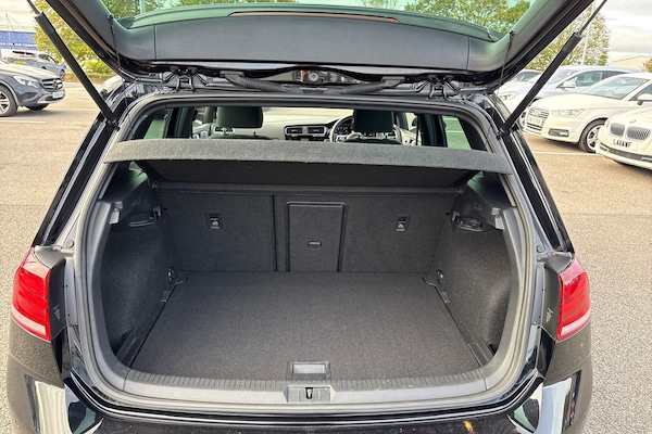 Used Volkswagen Golf 2019 for sale - 76182075: Photo 7