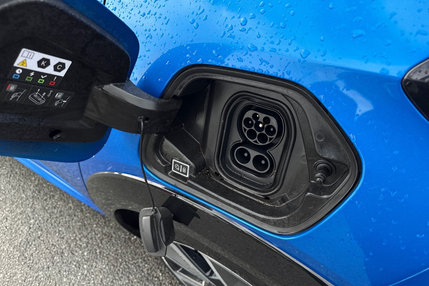 Used Peugeot E-208 2022 for sale - 77570986: Photo 31