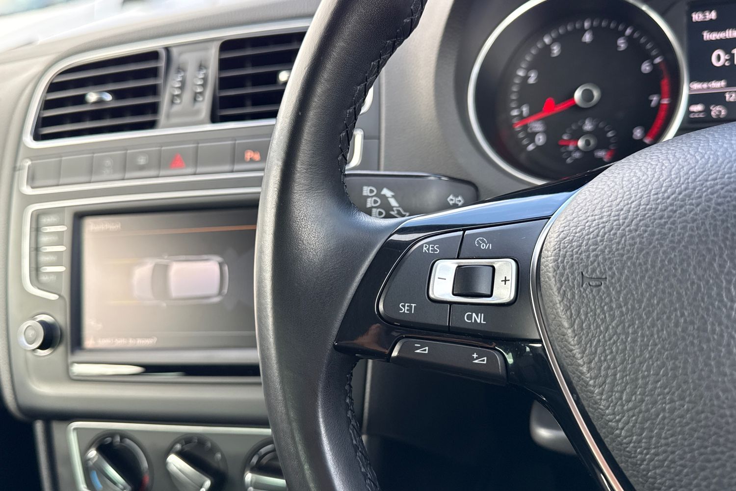 Used Volkswagen Polo 2016 for sale - 78069850: Photo 35