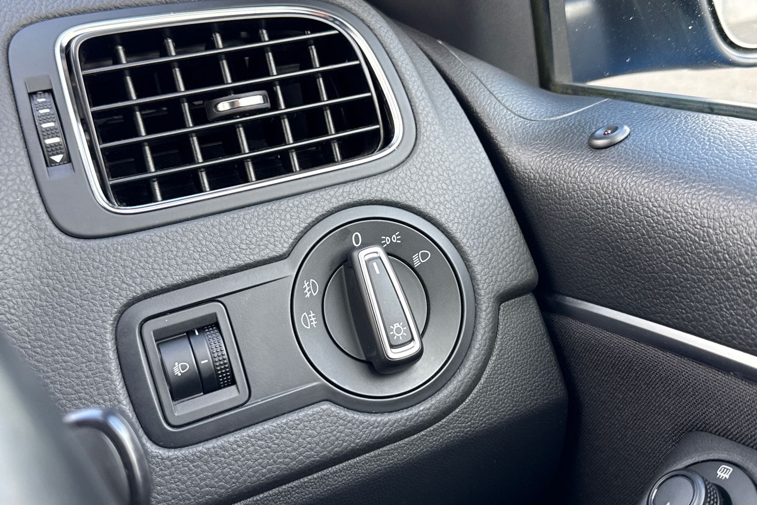 Used Volkswagen Polo 2016 for sale - 78069850: Photo 39