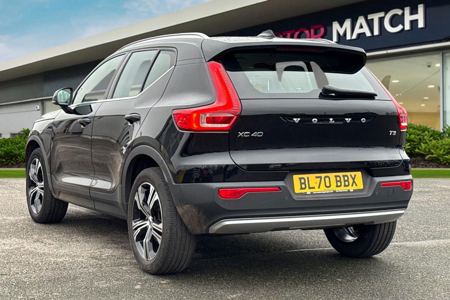 Used Volvo XC40 2021 for sale - 77037318: Photo 2