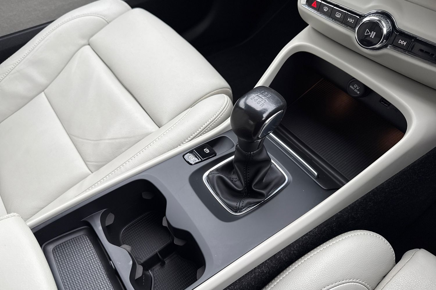 Used Volvo XC40 2021 for sale - 77037318: Photo 23