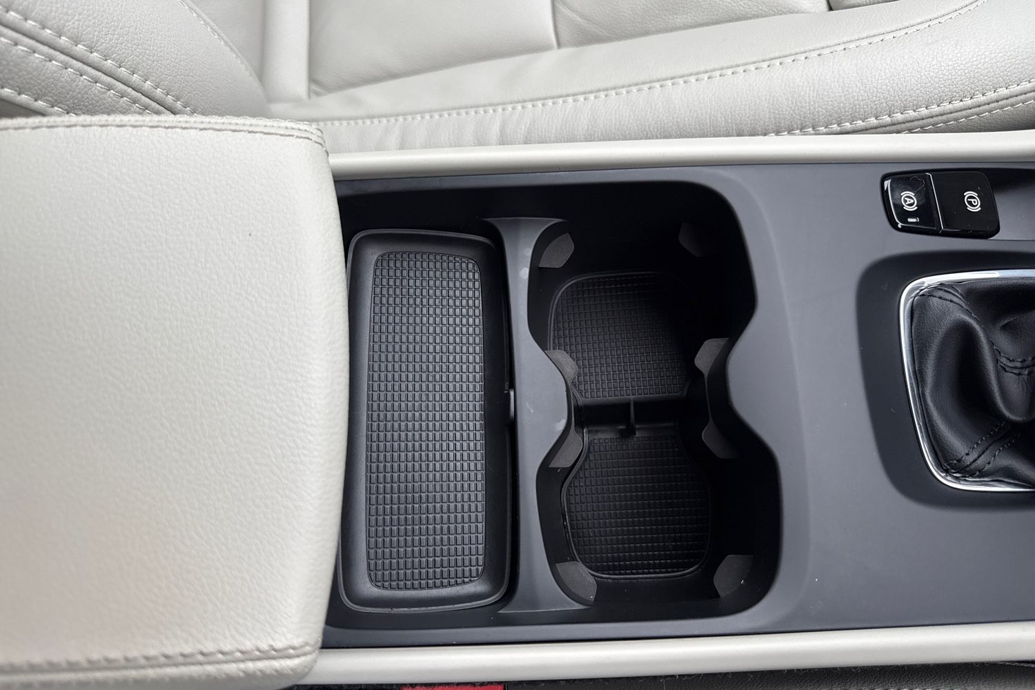 Used Volvo XC40 2021 for sale - 77037318: Photo 57