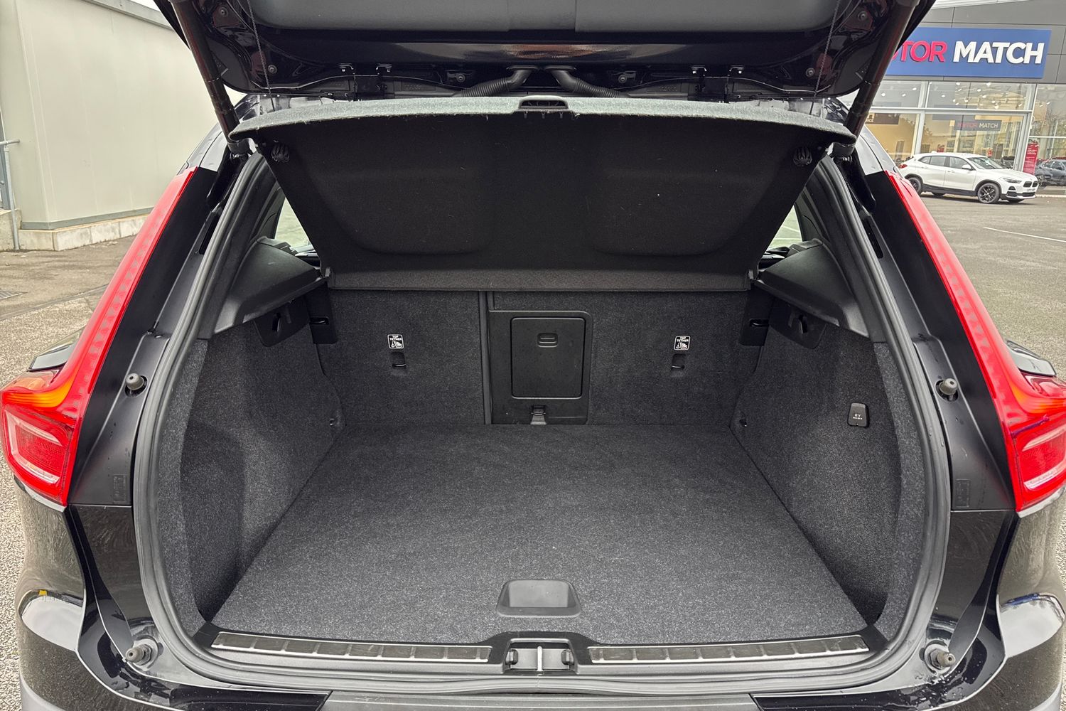 Used Volvo XC40 2021 for sale - 77037318: Photo 7