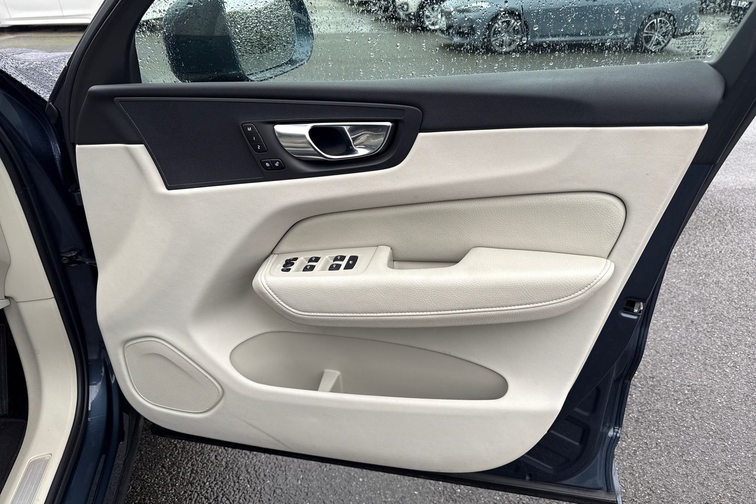 Used Volvo XC60 2021 for sale - 77337202: Photo 20