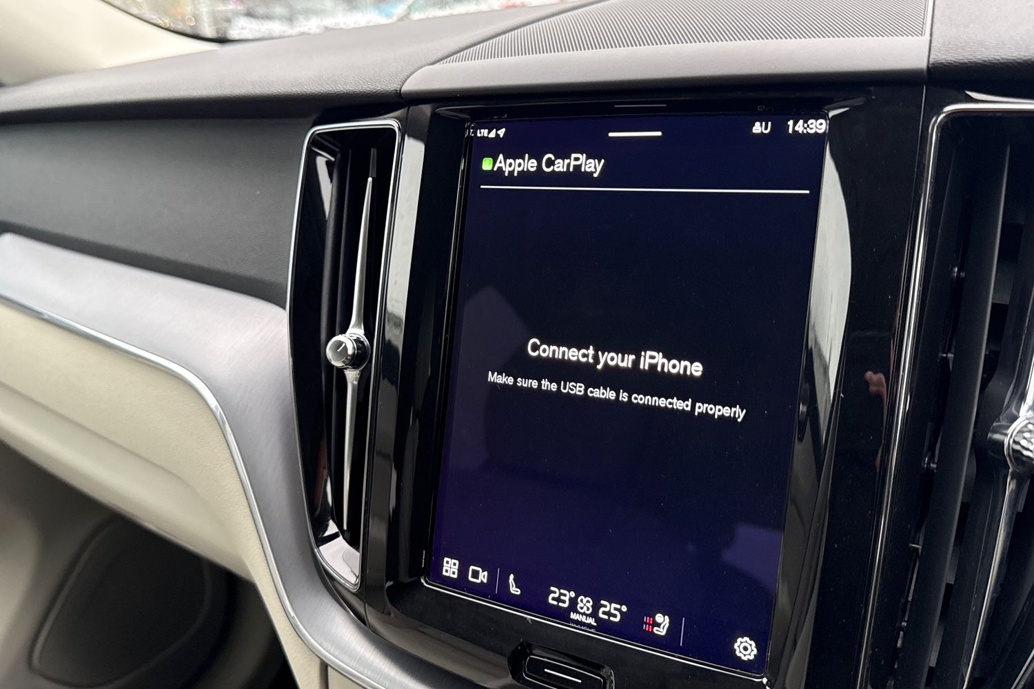 Used Volvo XC60 2021 for sale - 77337202: Photo 46