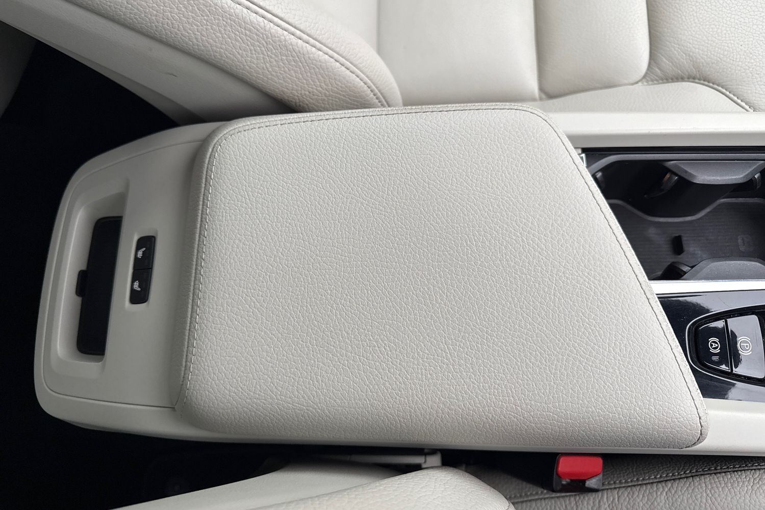 Used Volvo XC60 2021 for sale - 77337202: Photo 56