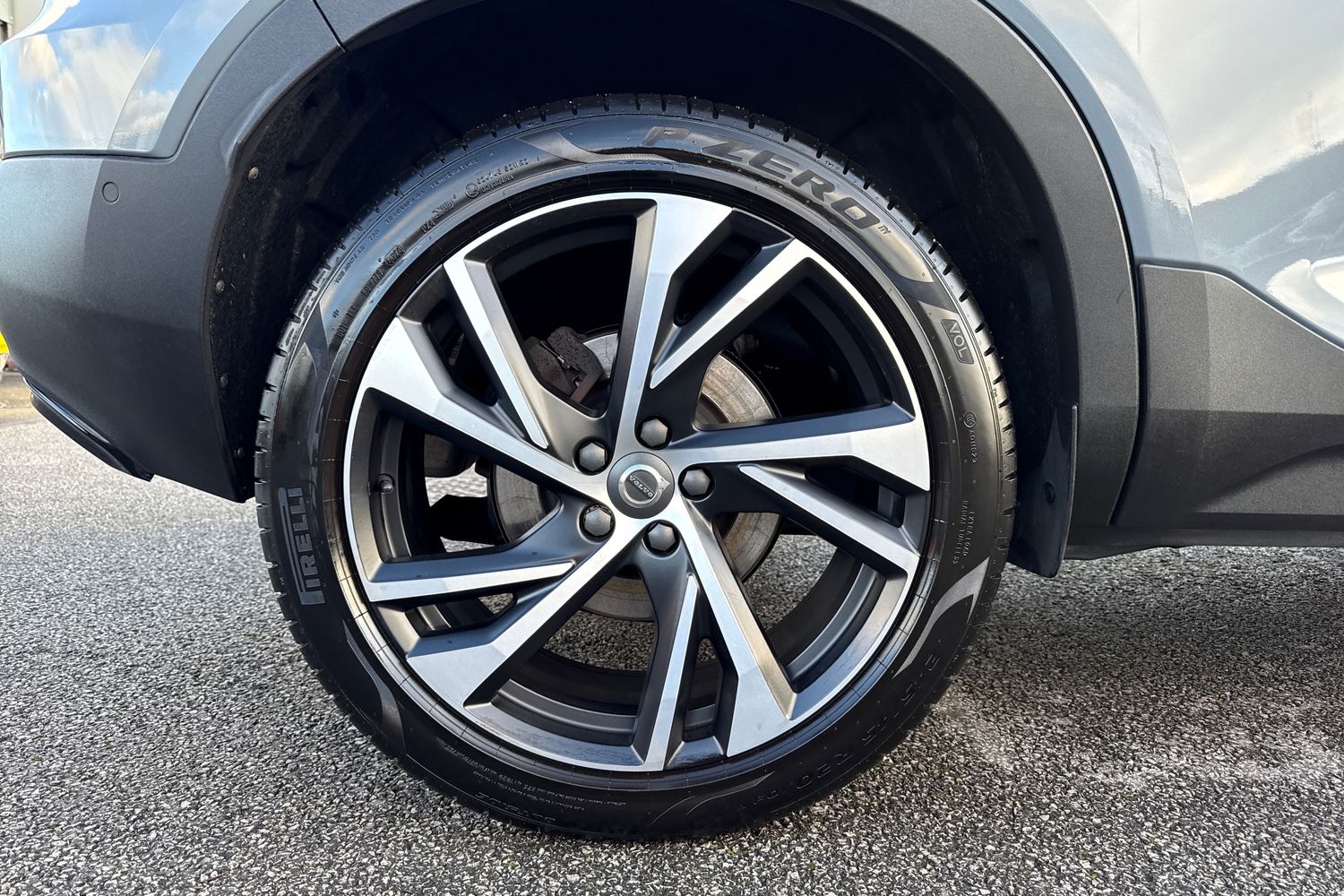 Used Volvo XC40 2021 for sale - 77233256: Photo 11