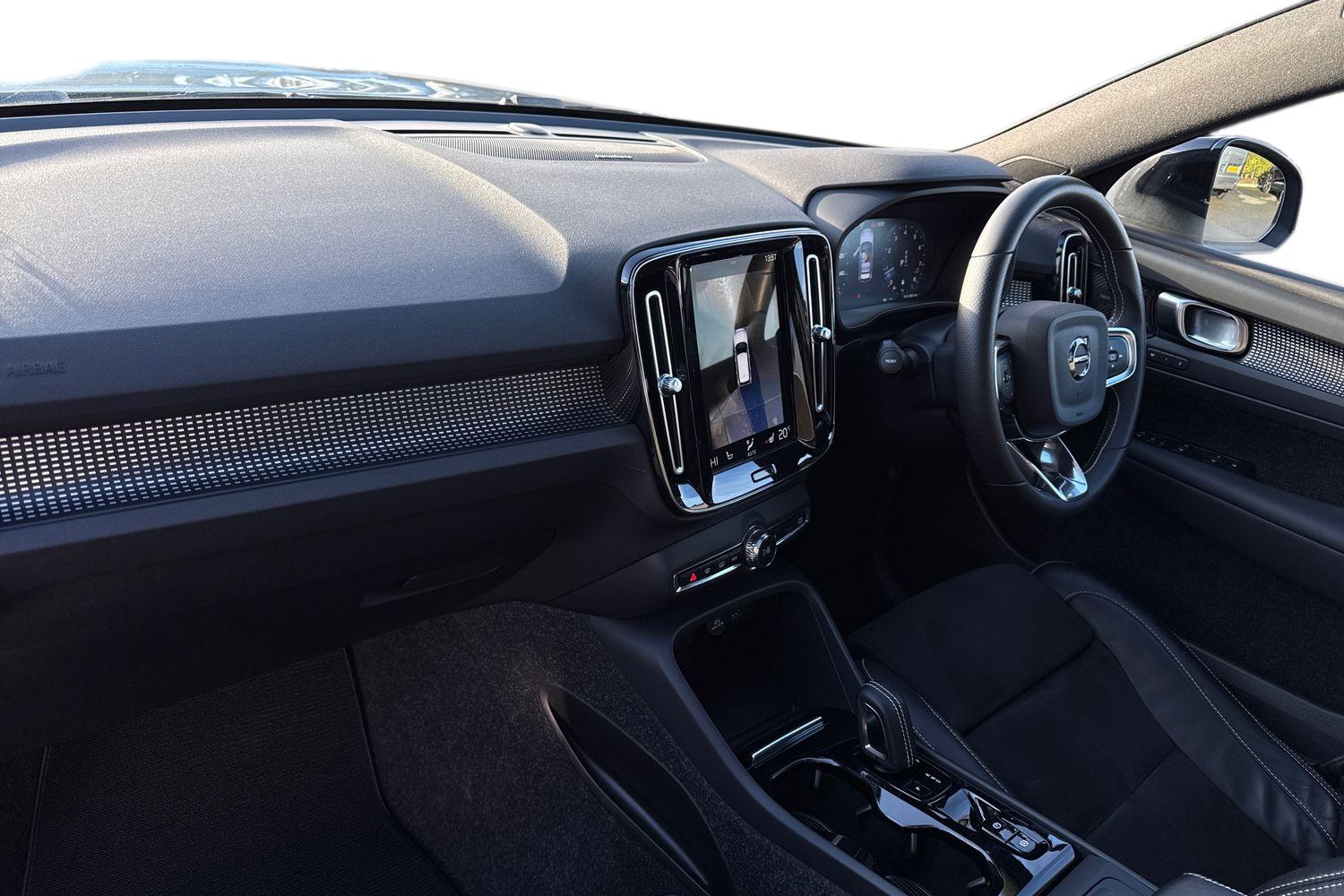 Used Volvo XC40 2021 for sale - 77233256: Photo 15