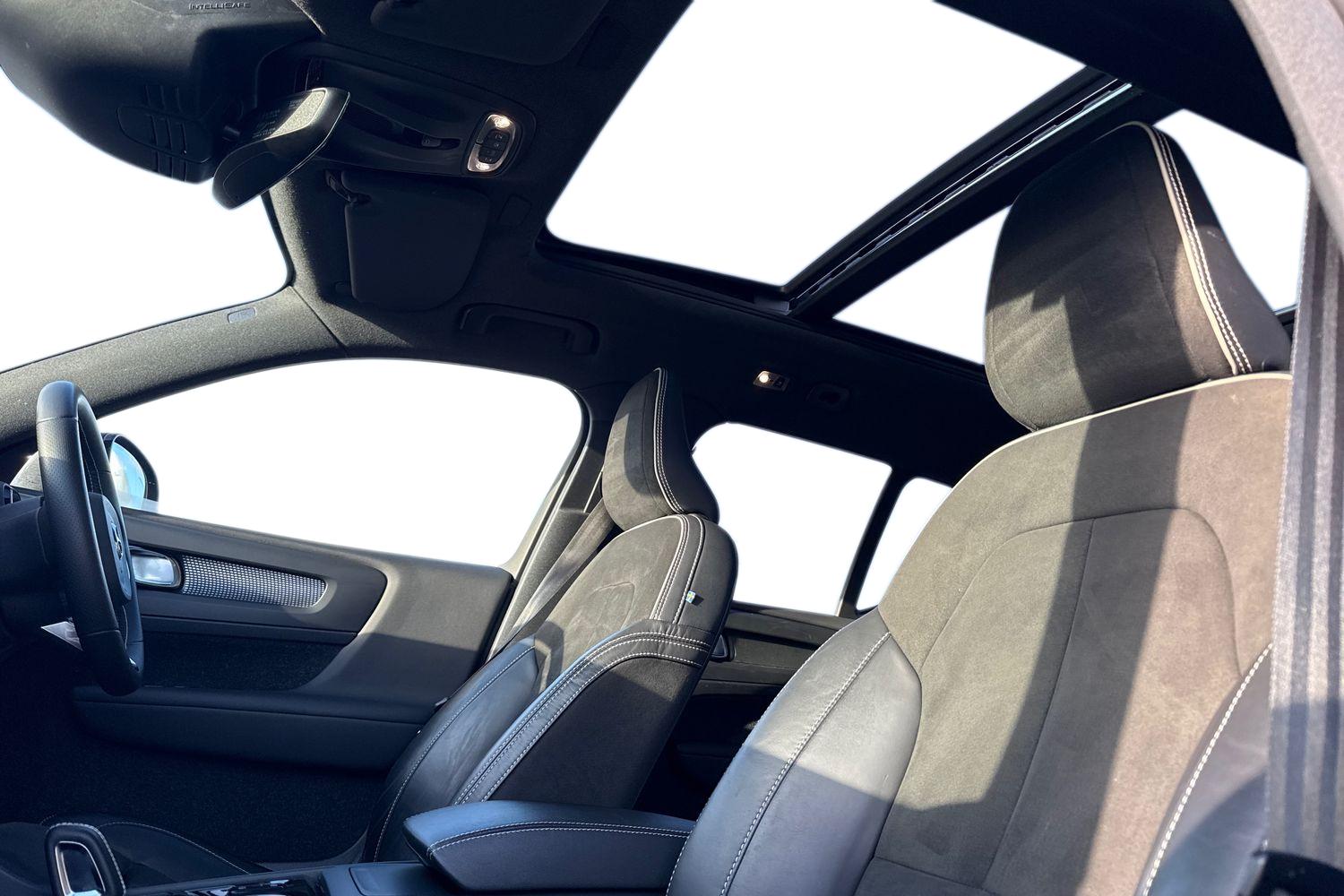 Used Volvo XC40 2021 for sale - 77233256: Photo 16