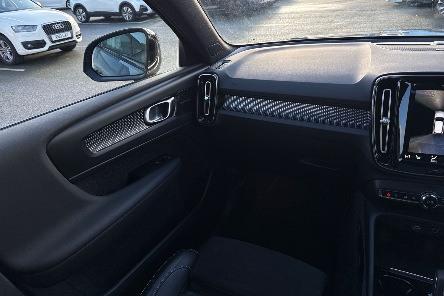 Used Volvo XC40 2021 for sale - 77233256: Photo 20