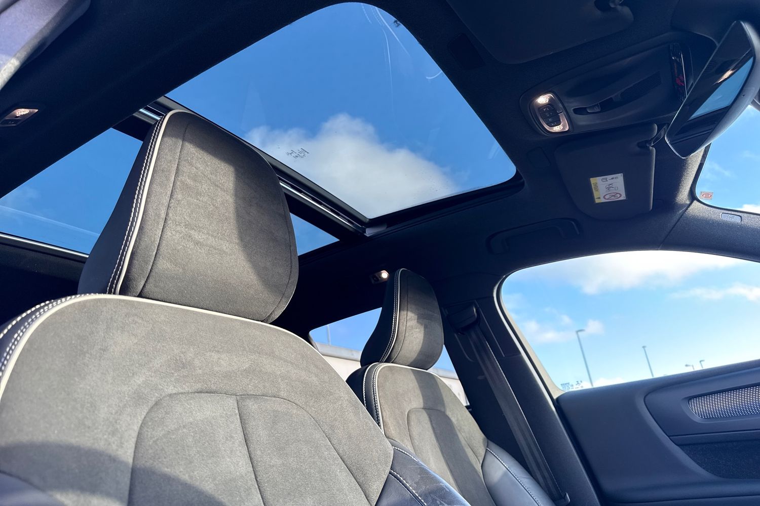 Used Volvo XC40 2021 for sale - 77233256: Photo 24