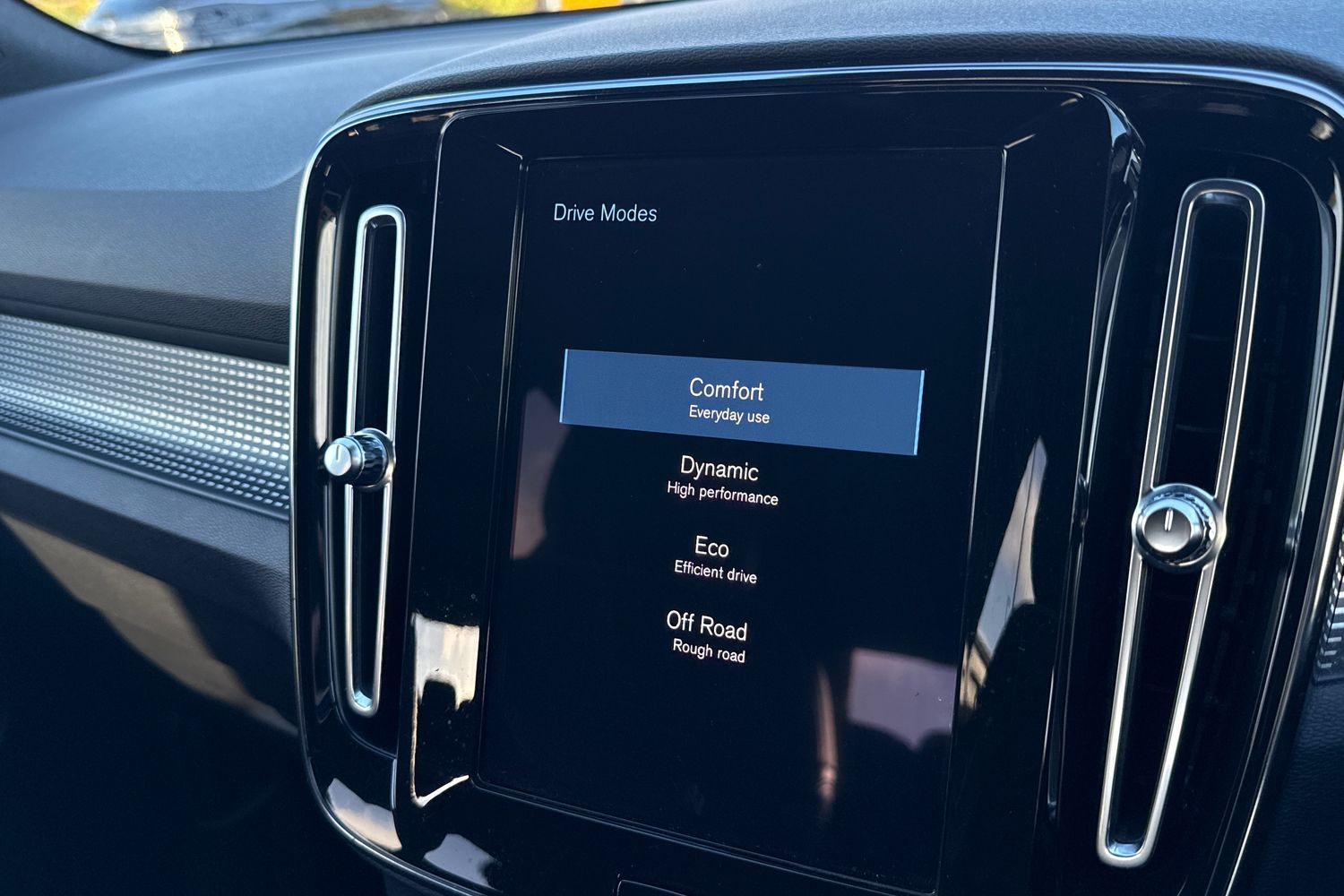 Used Volvo XC40 2021 for sale - 77233256: Photo 49