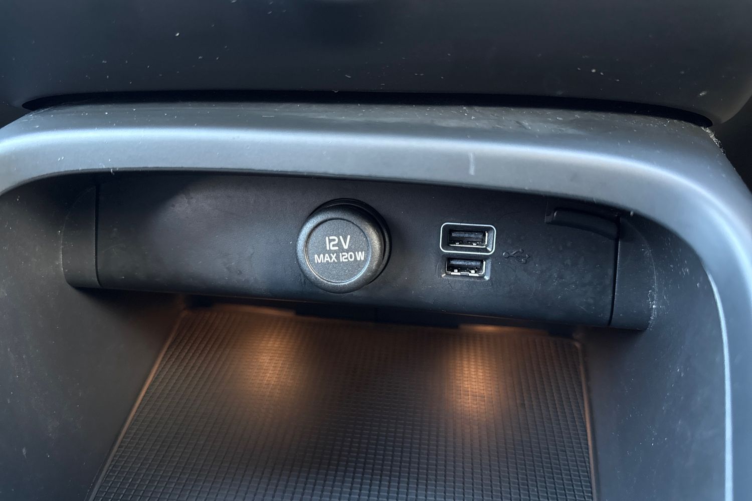 Used Volvo XC40 2021 for sale - 77233256: Photo 57